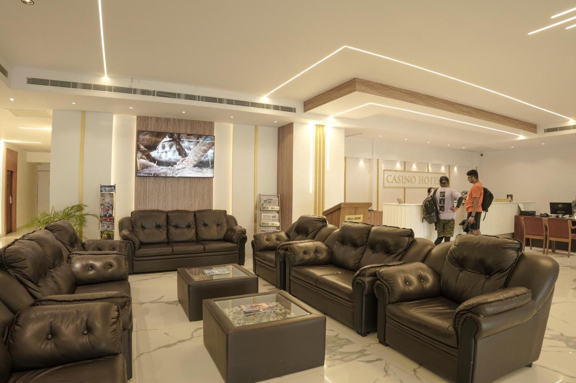 赌场酒店 Thrissur 外观 照片
