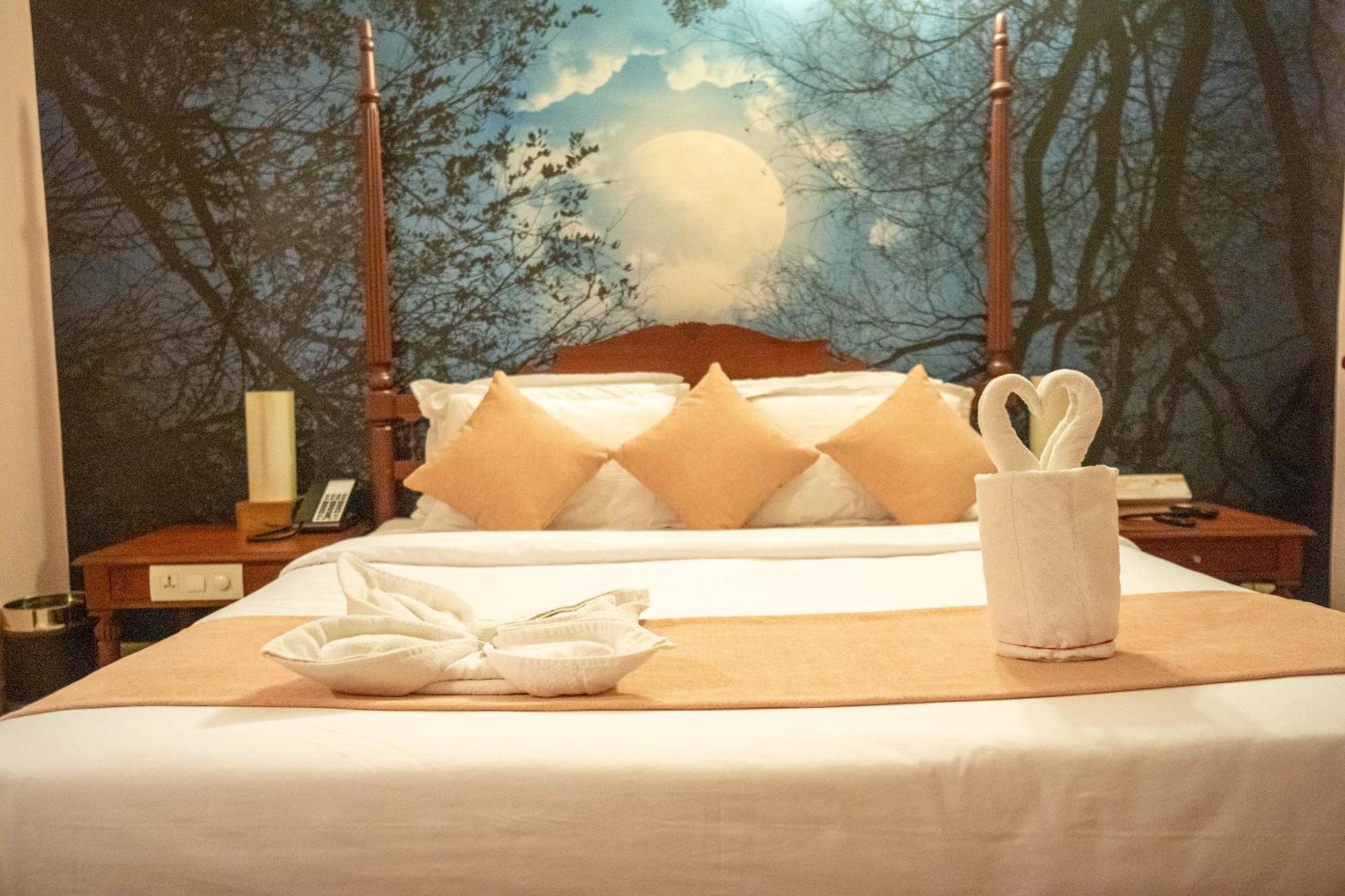 赌场酒店 Thrissur 外观 照片