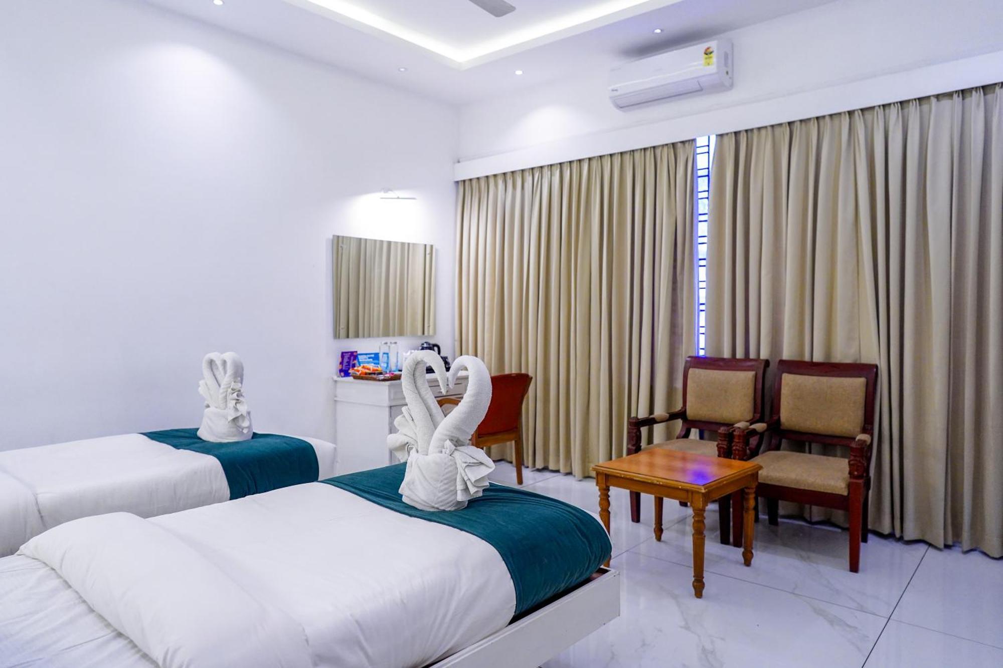赌场酒店 Thrissur 外观 照片
