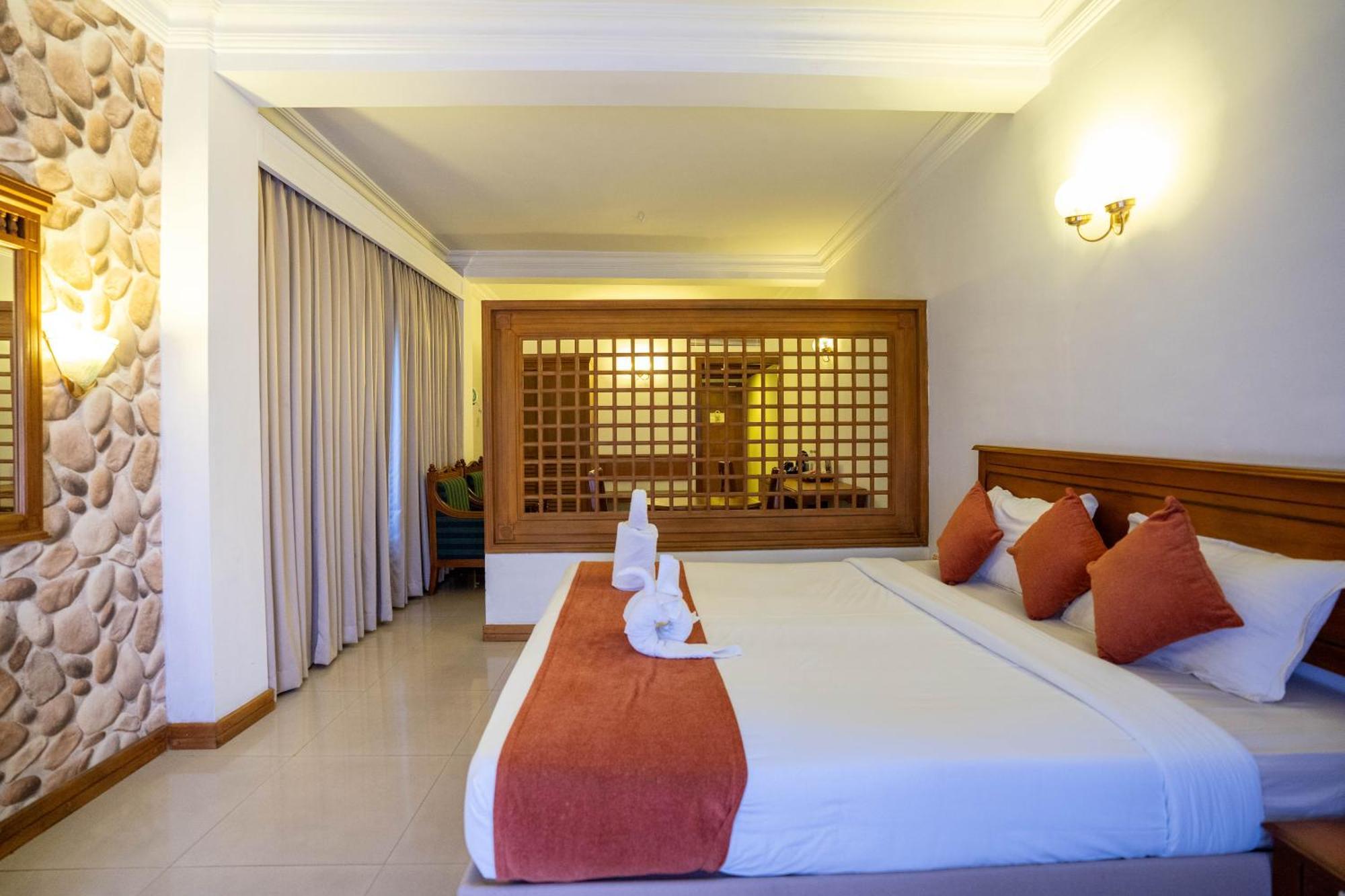 赌场酒店 Thrissur 外观 照片